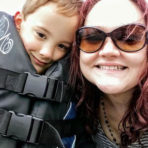 Meet your Posher, April